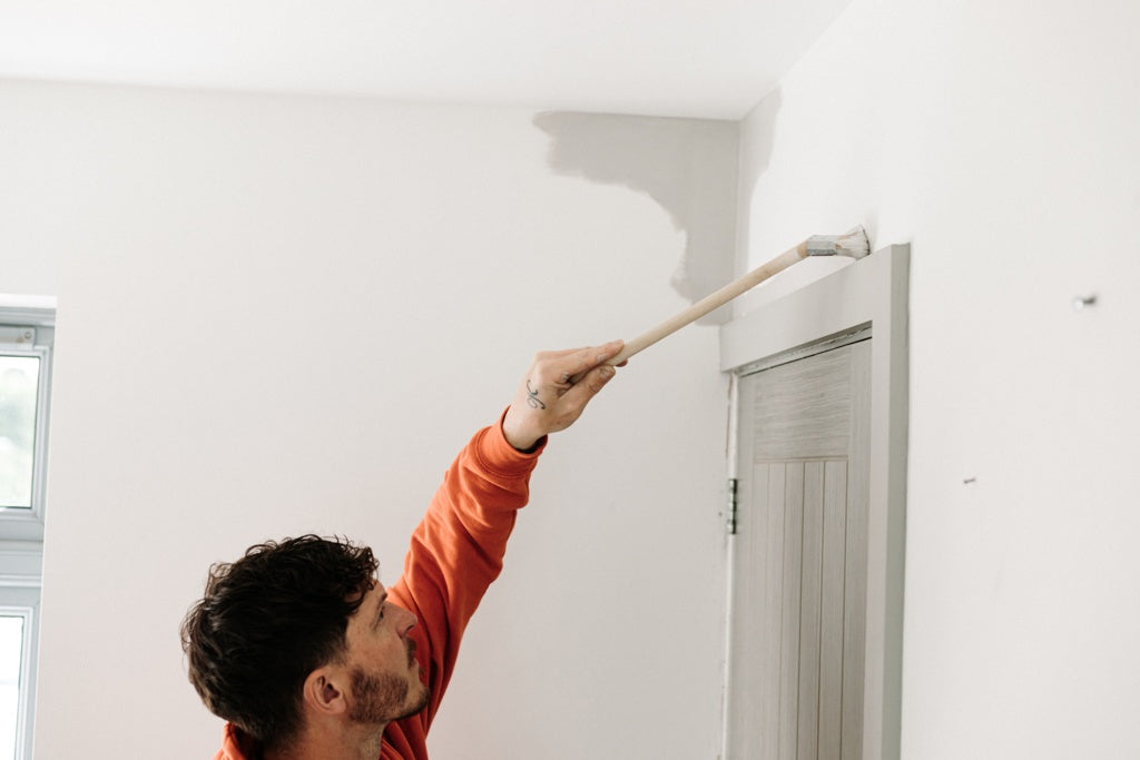 Hamilton For The Trade Long Reach Brush 2"