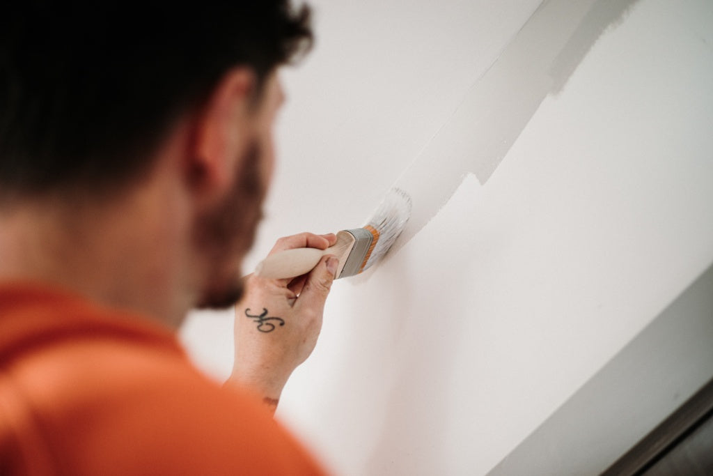 Hamilton For The Trade Long Handled Angled Brush 1.5"