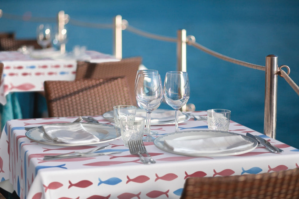 D C Fix�� Food Safe Tablecloth Reefo 20m Roll X 140cm