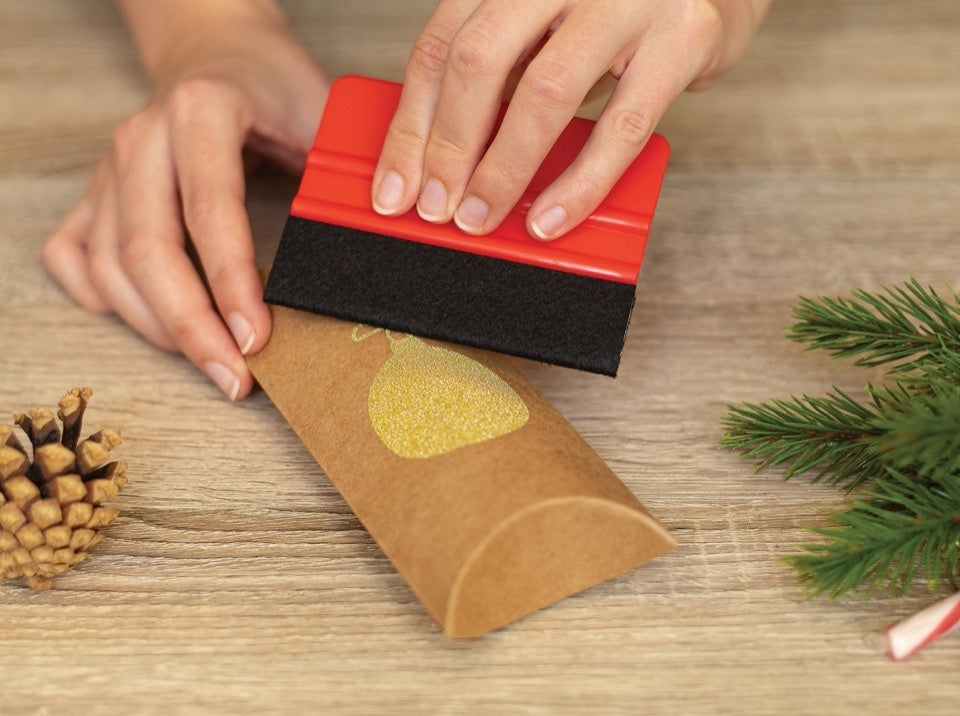 D C Fix�� Self Adhesive Film Glitter Gold 45cm X 1.5m