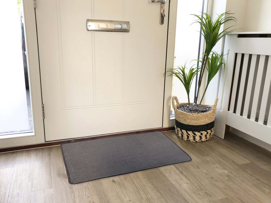 Groundsman Grey Stripe Mat 50 X 75mm