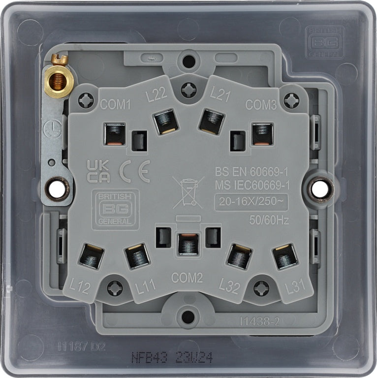 Bg Triple Switch 16ax 2 Way 20a Matt Black