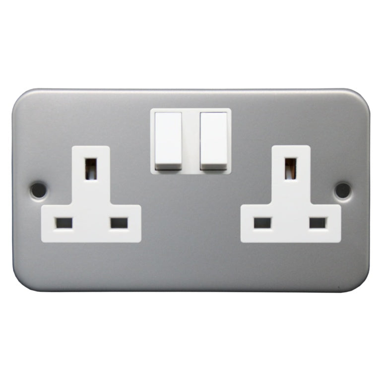 Securlec Metal Clad 2 Gang Switch Socket Double Pole 13 A